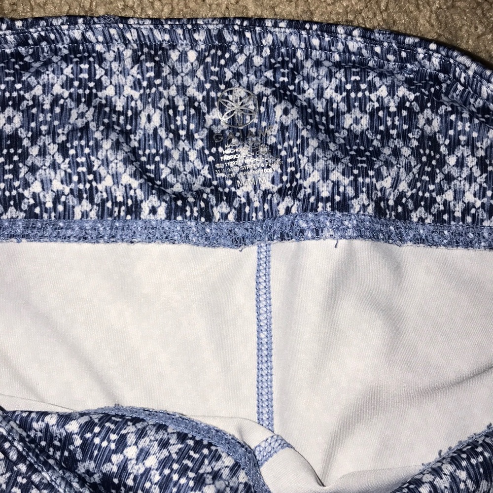 Gaiam Workout Capris - Picture 6 of 6